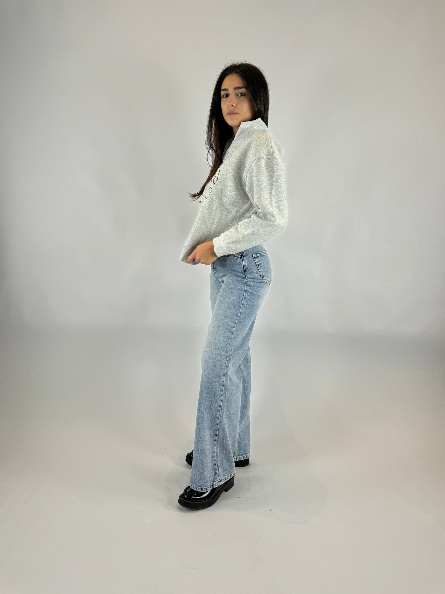 Wide-leg Jeans